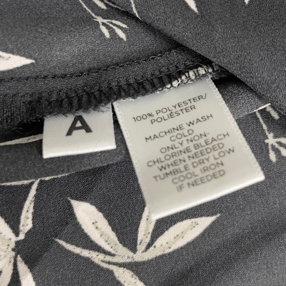 Ann Taylor Loft sleeveless blouse size S - Picture 8 of 10